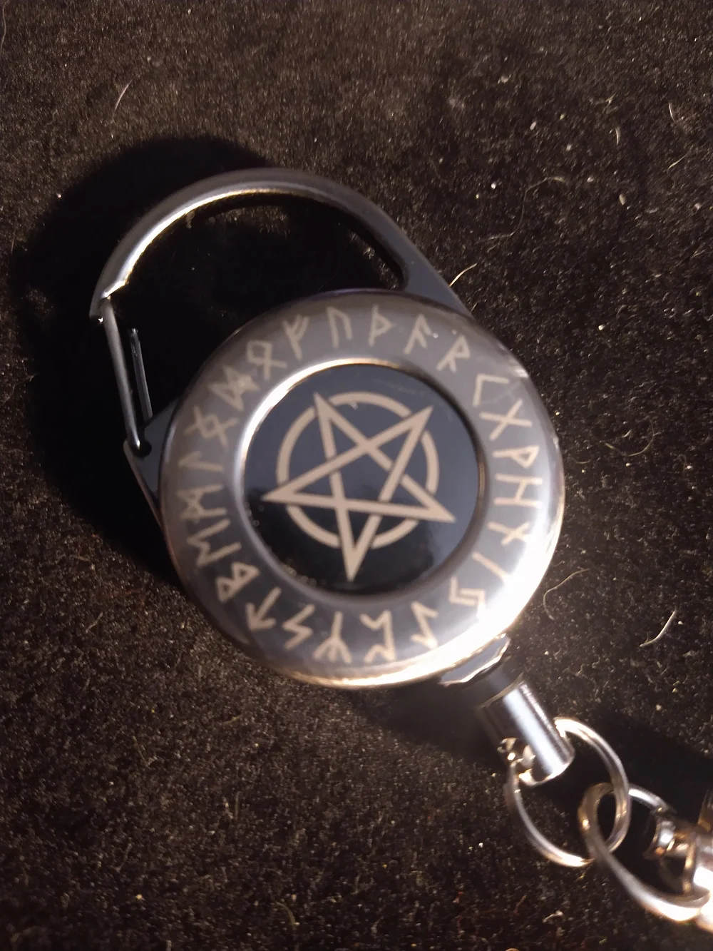 Black Pentagram Retractable Key & Card Holder